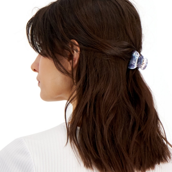 INC 2-Pc. Gold-Tone Butterfly Hair Clip Set - Picture 2 of 5